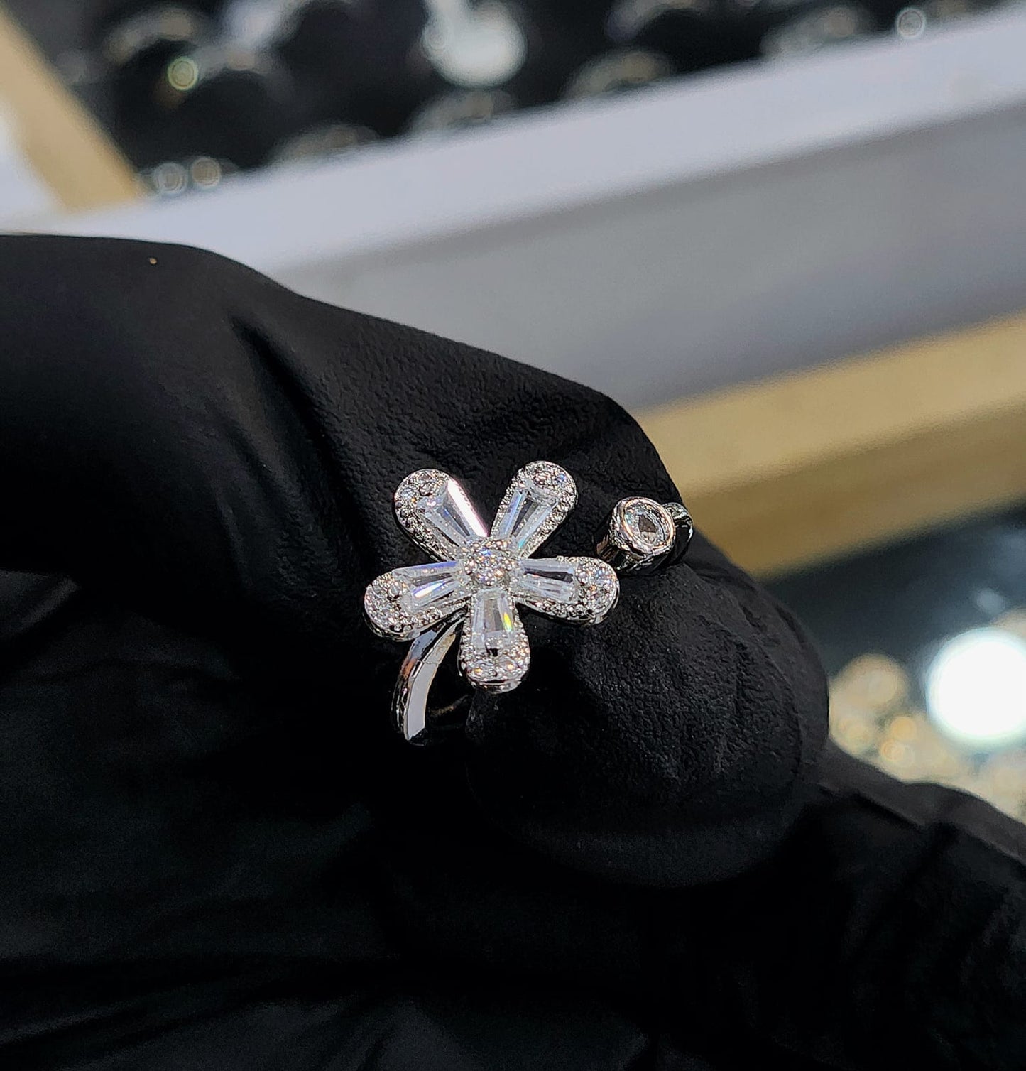 Elegant Flower Bloom Zirconia Ring